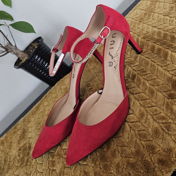 UNISA POINTED HEELS 👠 - Picture 2 of 4